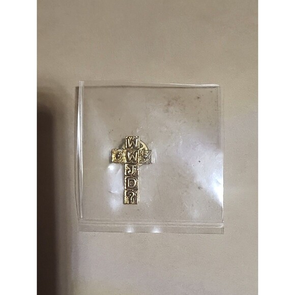 Vintage WWJD Cross Lapel Pin Gold Tone Christian Religious What Would Jesus Do - Picture 1 of 2